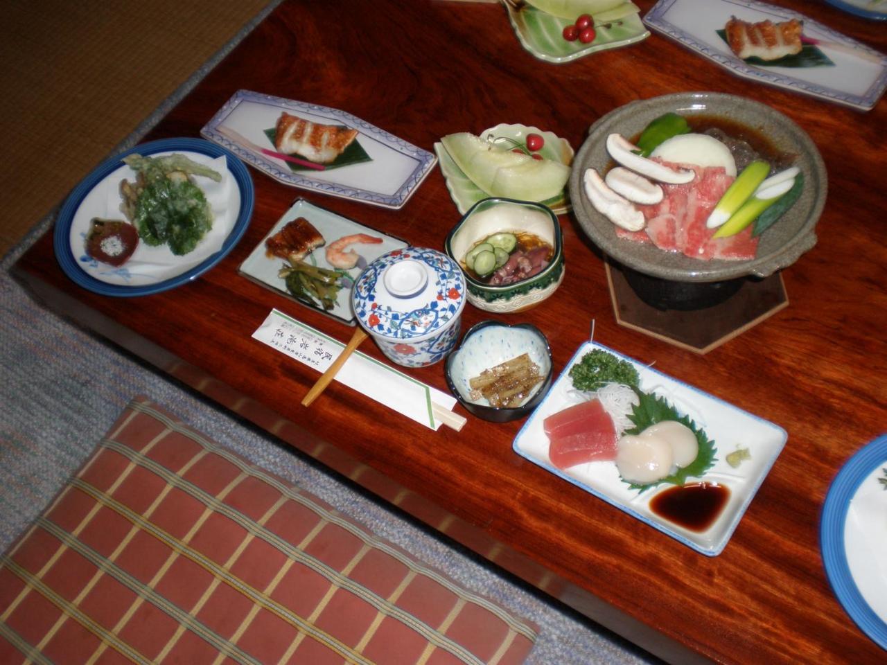 Iwatakiso Hotel Takayama  Exterior photo